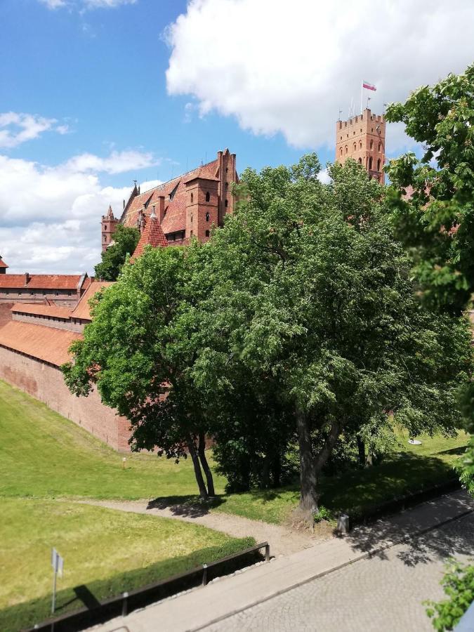 Apartament U Krzyzaka Lägenhet Malbork Exteriör bild